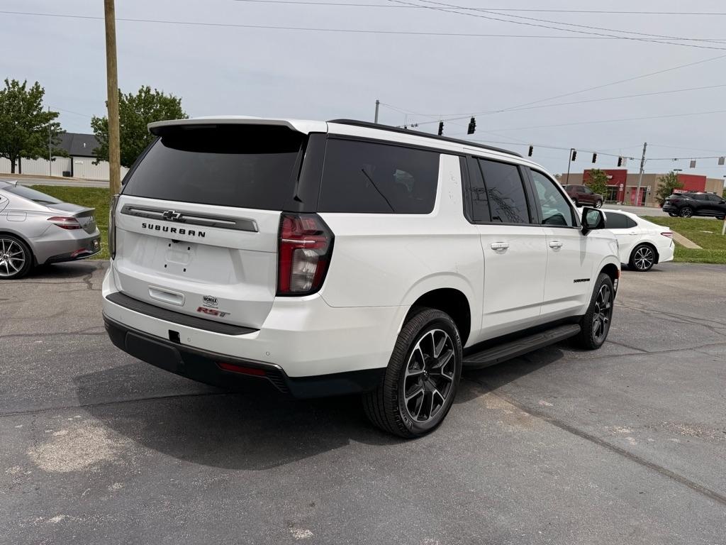 Chevrolet Suburban RST 4WD 2021