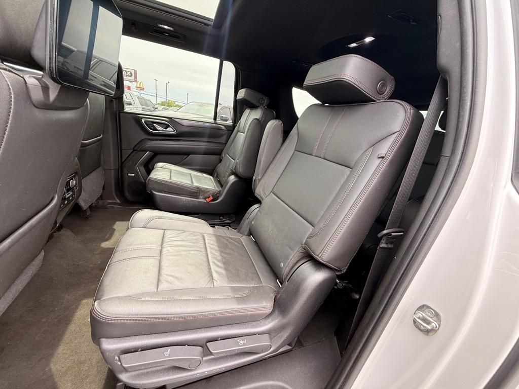 Chevrolet Suburban RST 4WD 2021
