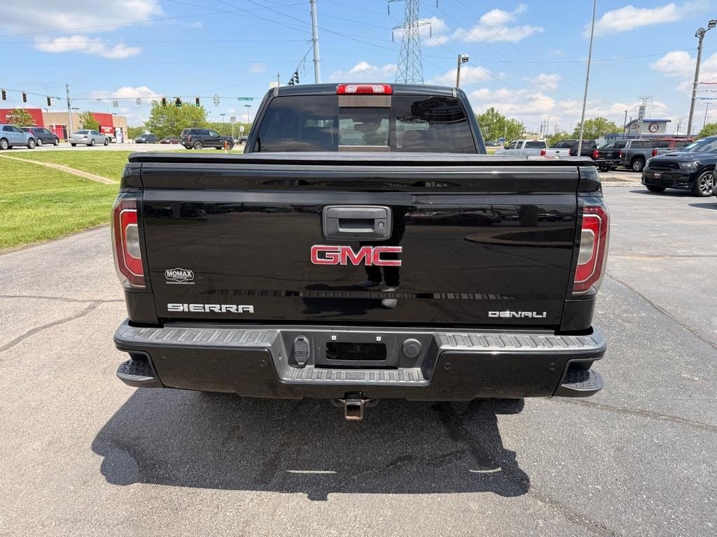 GMC Sierra 1500 Denali Crew Cab Long Box 4WD 2017