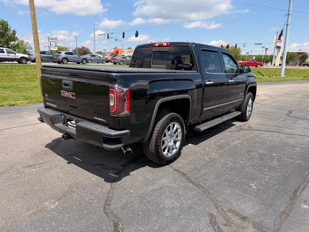 GMC Sierra 1500 Denali Crew Cab Long Box 4WD 2017