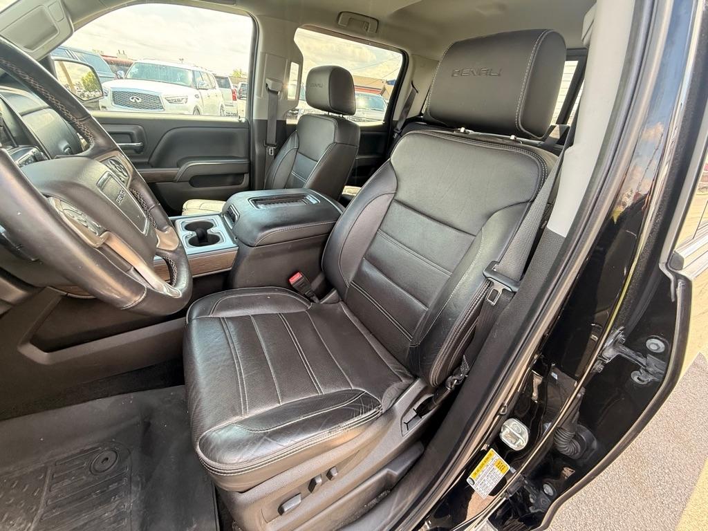 GMC Sierra 1500 Denali Crew Cab Long Box 4WD 2017