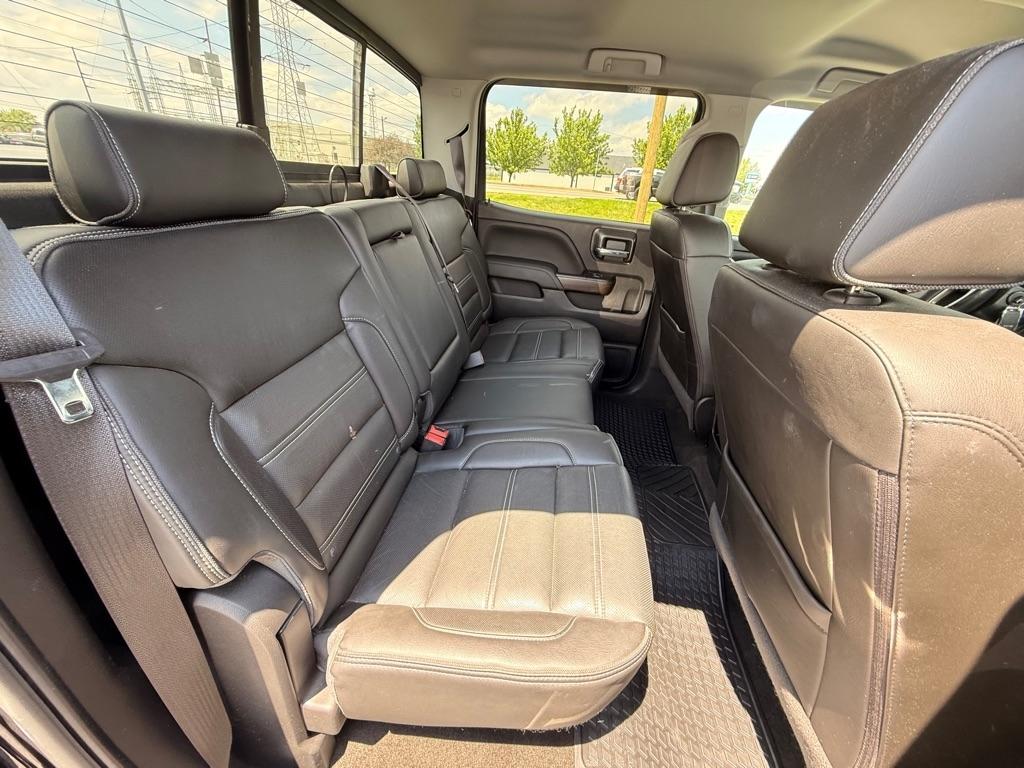 GMC Sierra 1500 Denali Crew Cab Long Box 4WD 2017