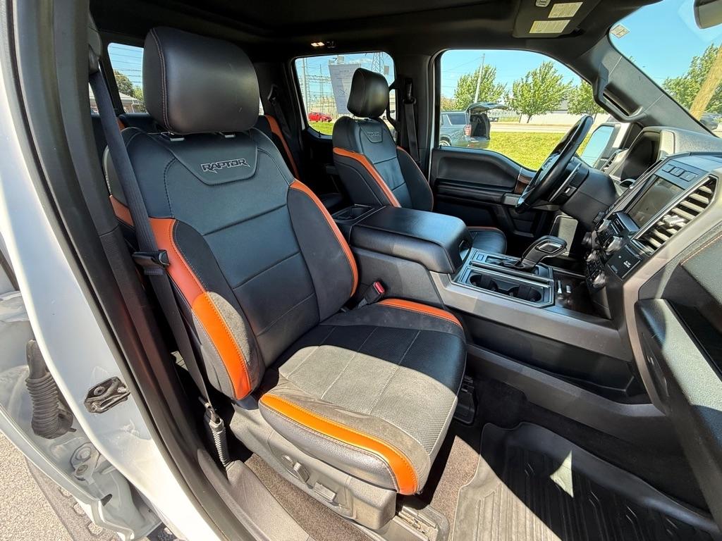 Ford F-150 Raptor SuperCrew 4WD 2017