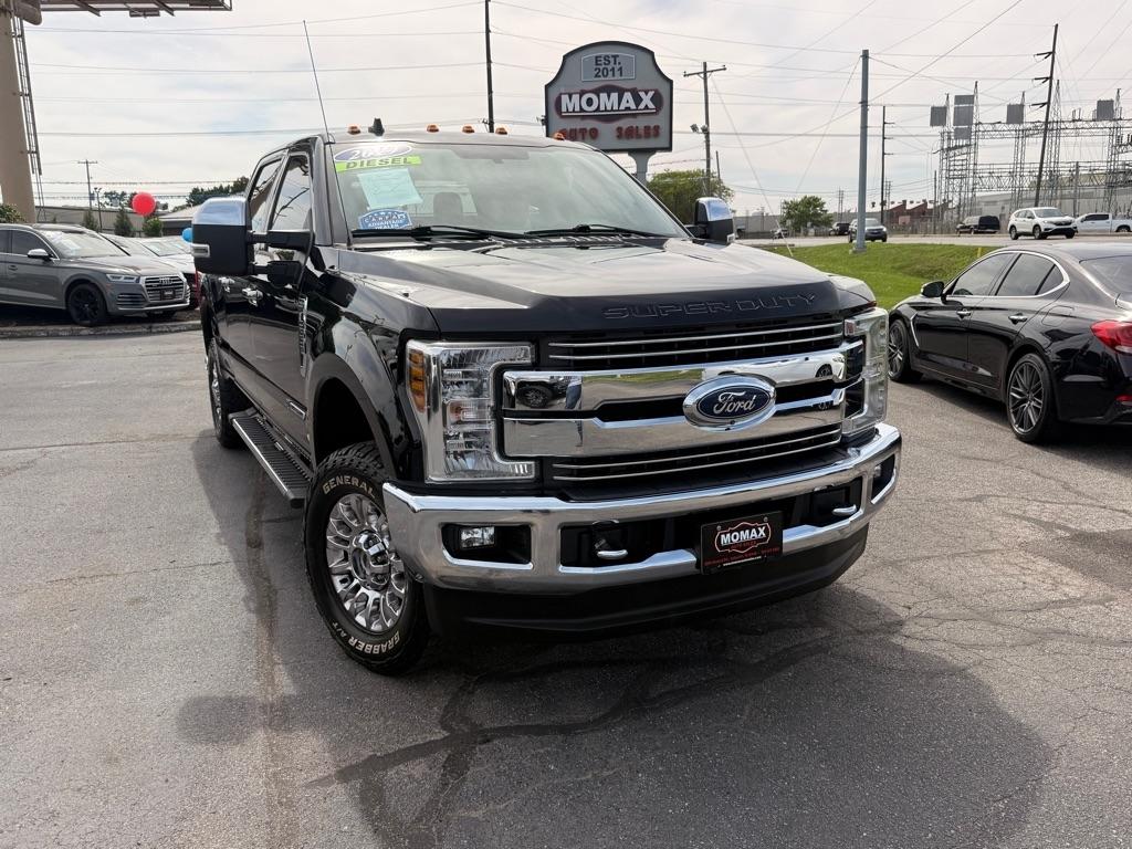 Ford F-250 SD Lariat Crew Cab 4WD 2019