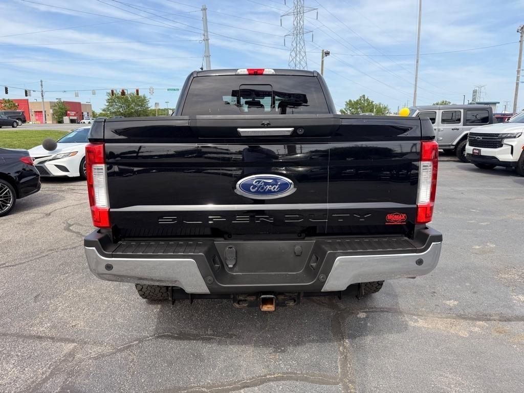 Ford F-250 SD Lariat Crew Cab 4WD 2019