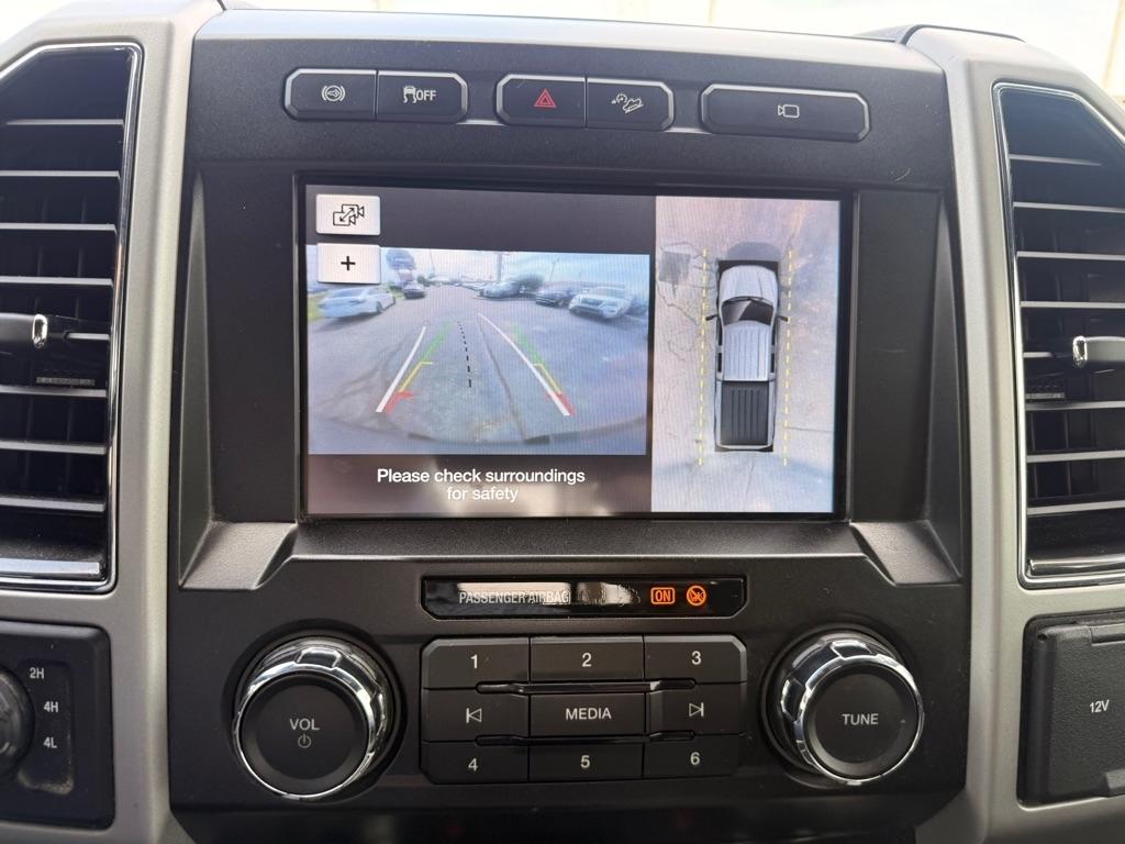 Ford F-250 SD Lariat Crew Cab 4WD 2019