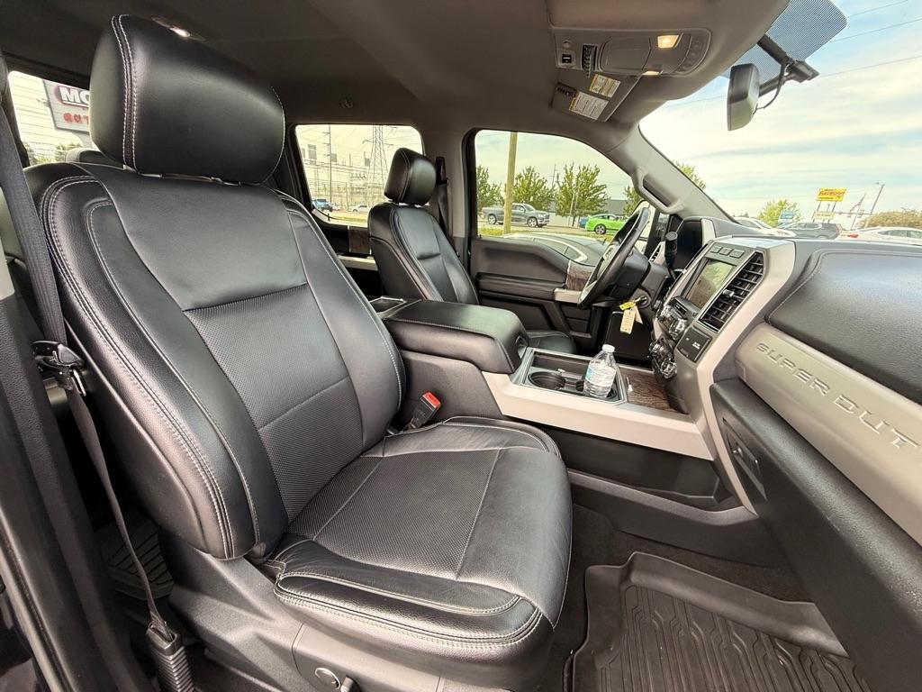 Ford F-250 SD Lariat Crew Cab 4WD 2019