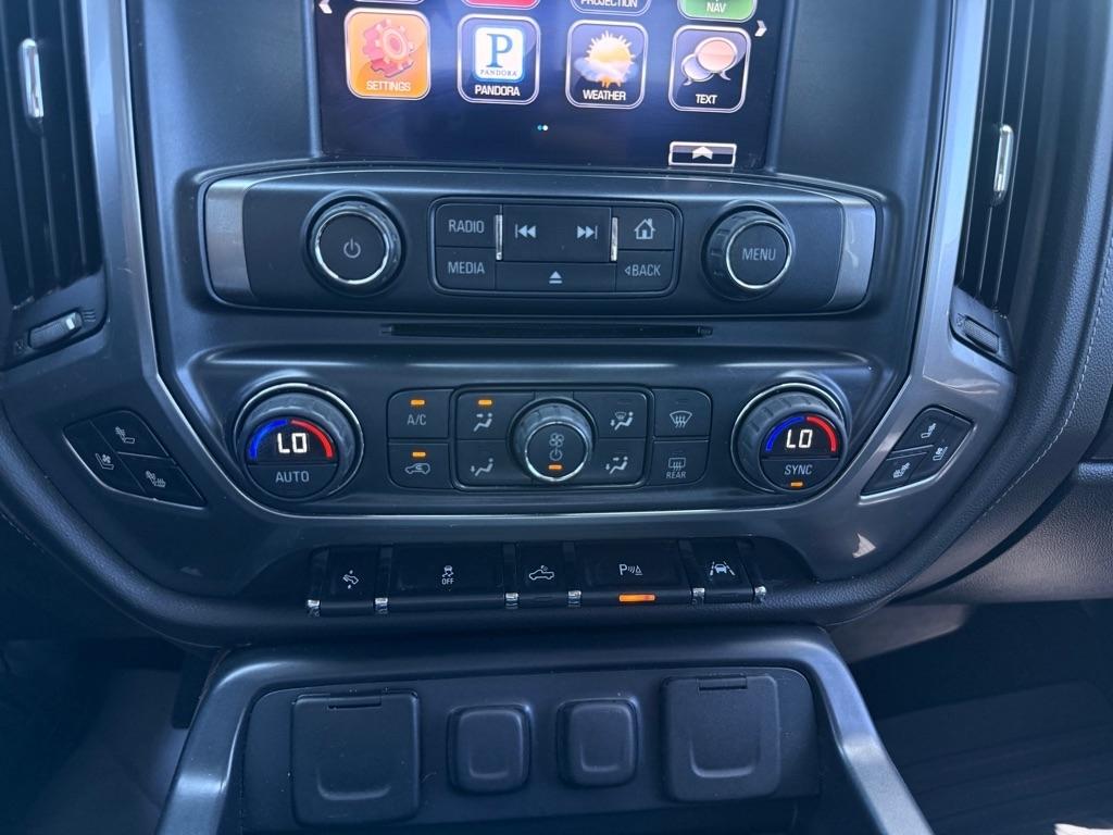 Chevrolet Silverado 1500 LTZ Crew Cab 4WD 2016