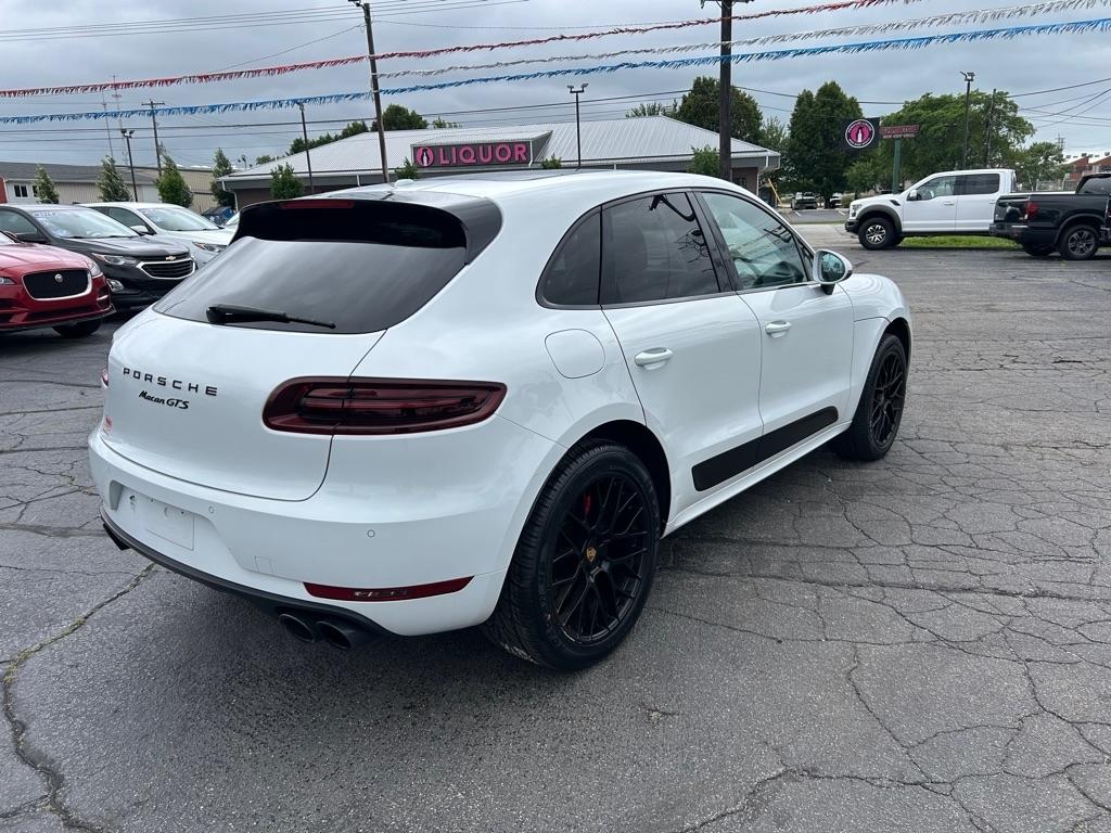 Porsche Macan GTS 2017