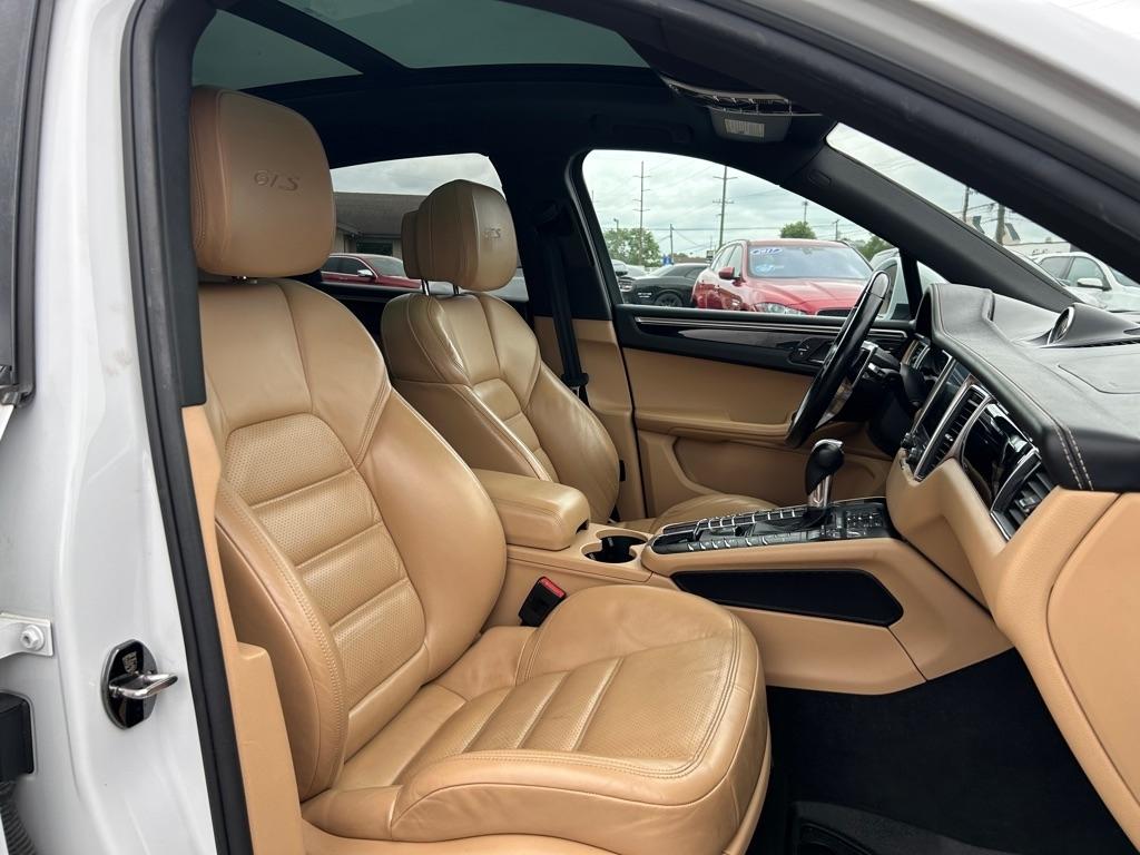 Porsche Macan GTS 2017