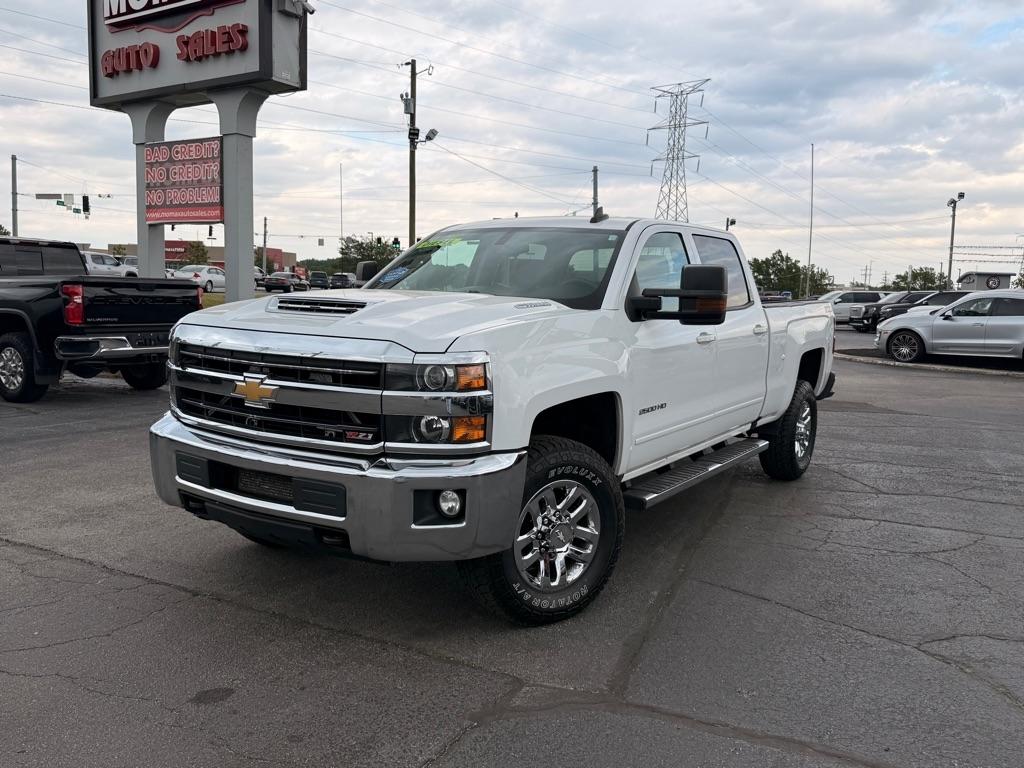 Chevrolet Silverado 2500HD LT Crew Cab 4WD 2018