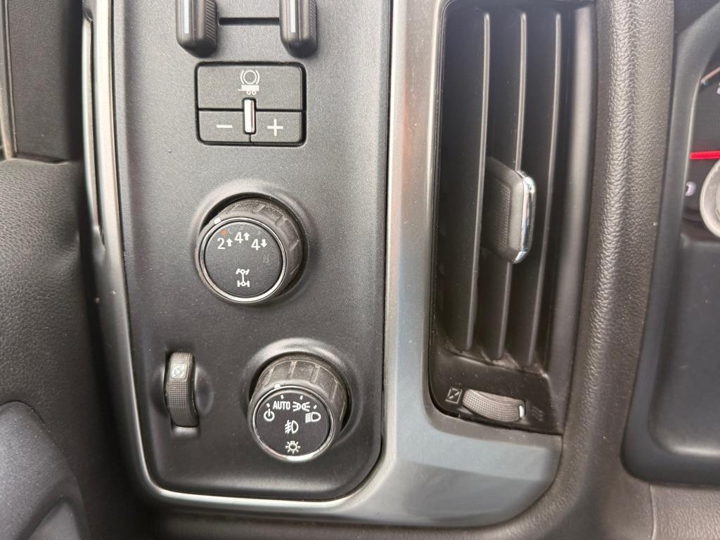 Chevrolet Silverado 2500HD LT Crew Cab 4WD 2018