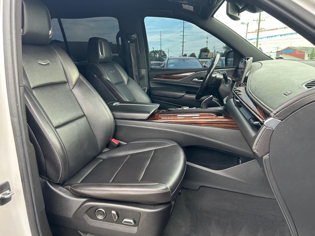 Cadillac Escalade Luxury 4WD 2021
