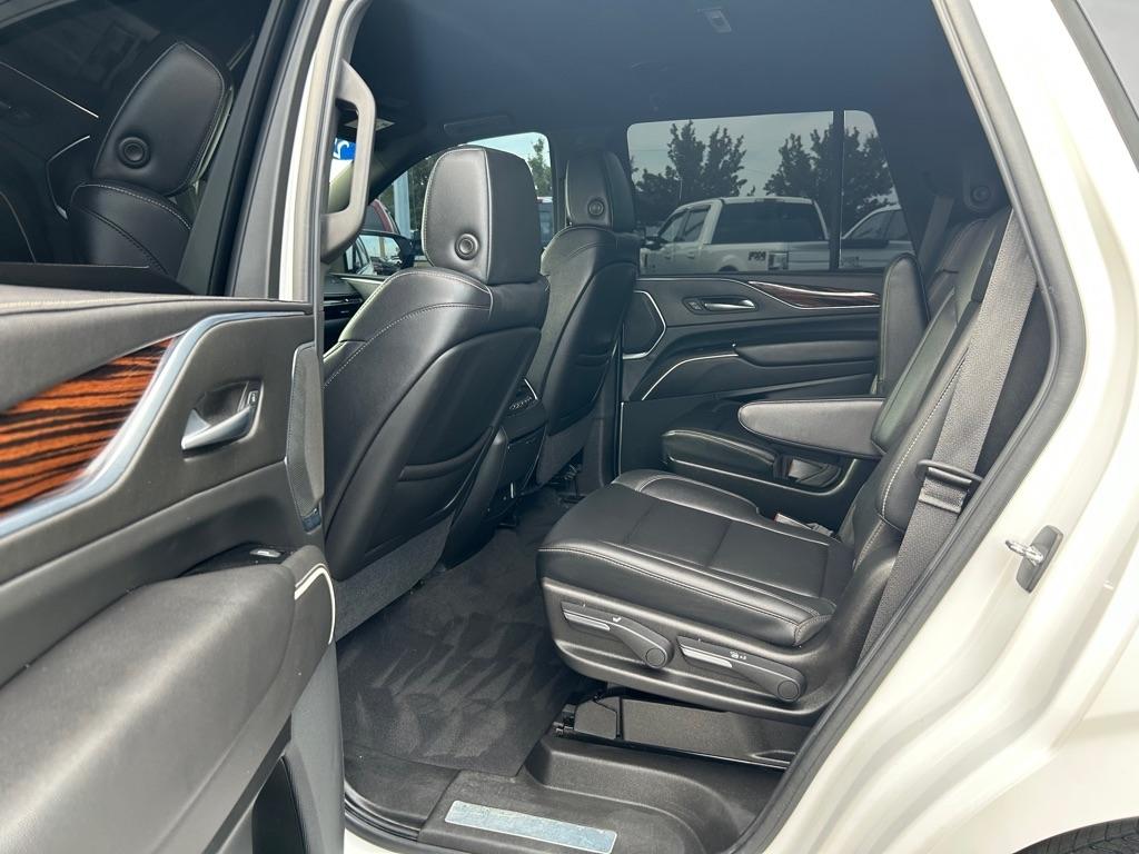 Cadillac Escalade Luxury 4WD 2021