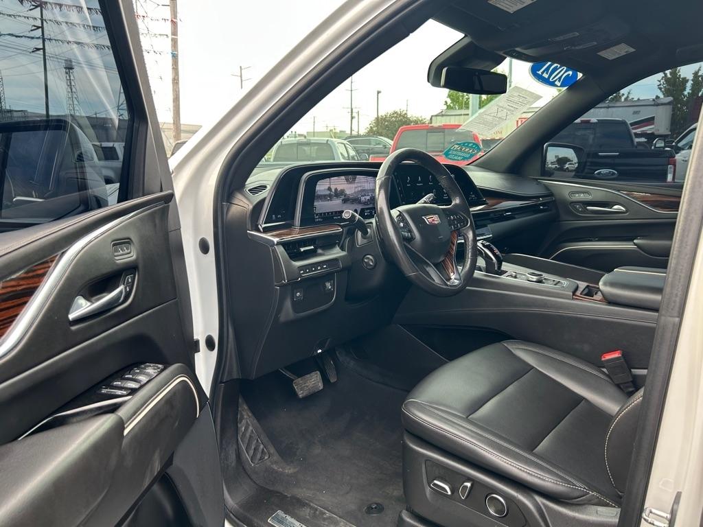 Cadillac Escalade Luxury 4WD 2021