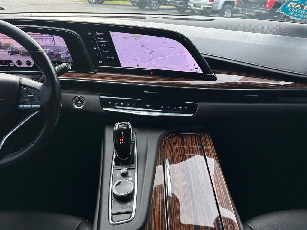 Cadillac Escalade Luxury 4WD 2021