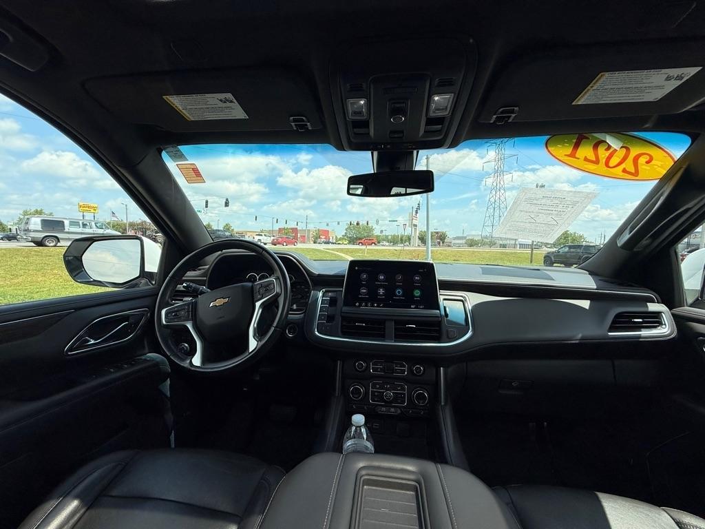 Chevrolet Suburban LT 4WD 2021