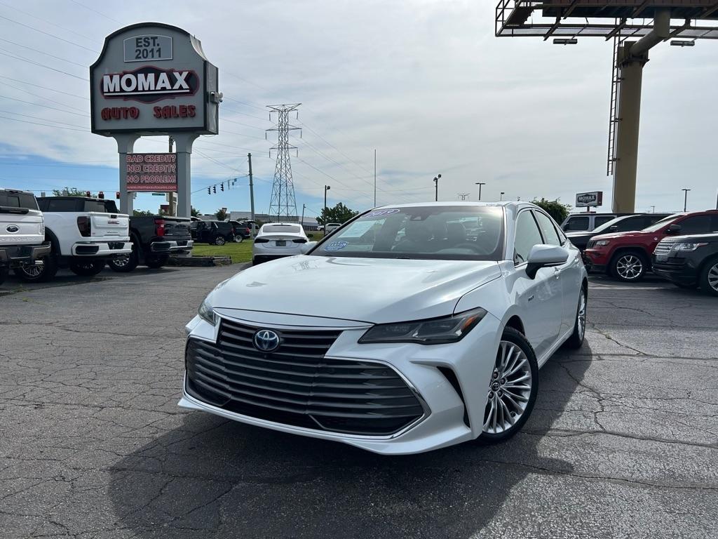 Toyota Avalon Hybrid XLE 2019