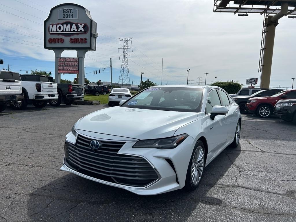 Toyota Avalon Hybrid XLE 2019