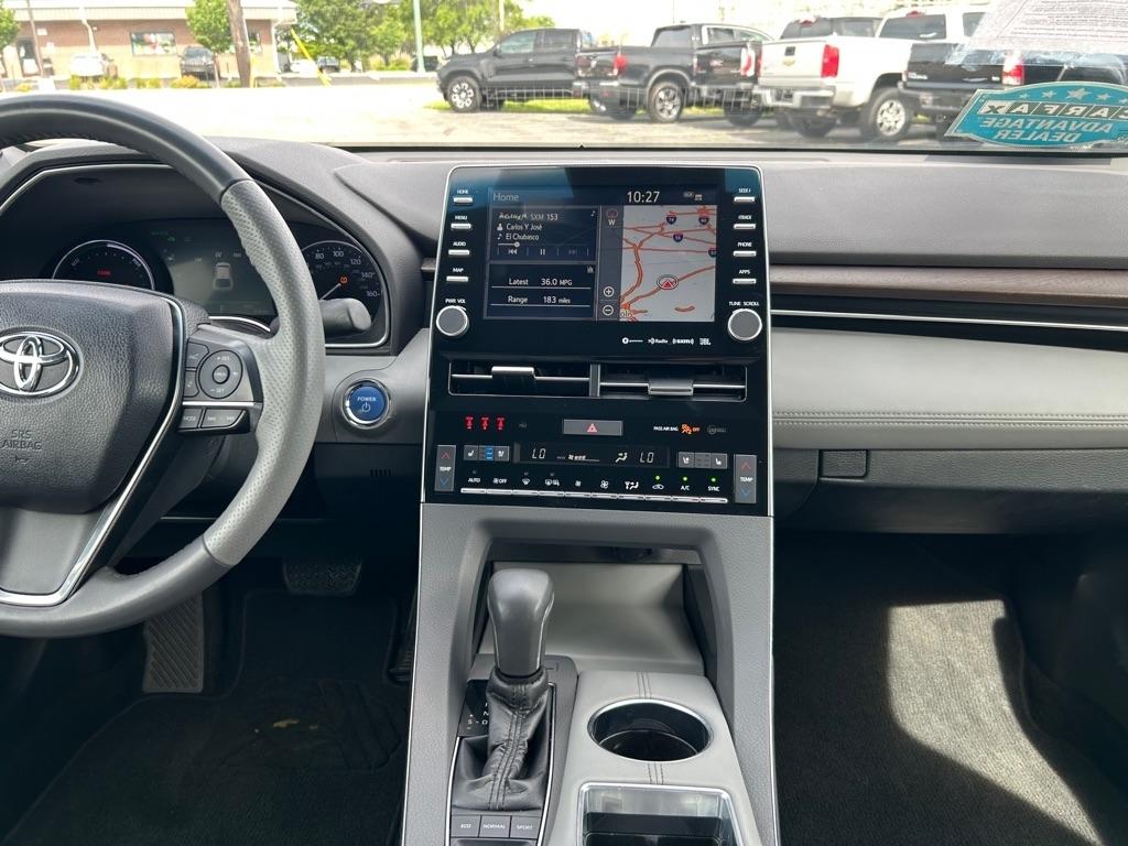 Toyota Avalon Hybrid XLE 2019