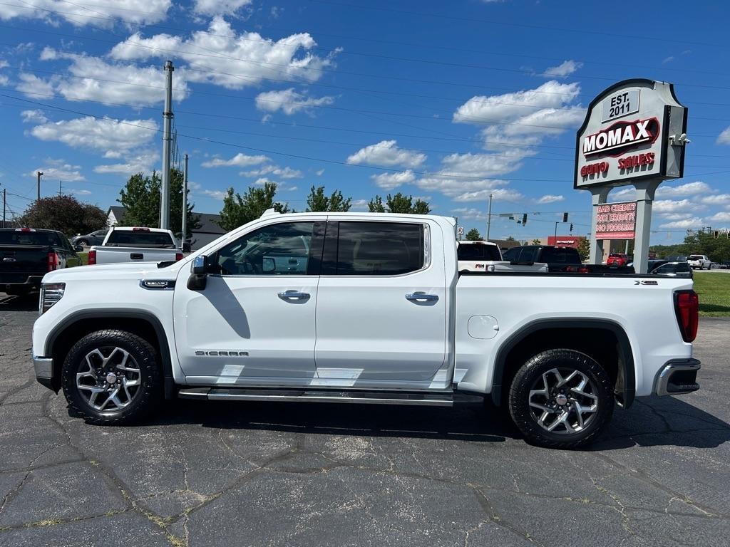 GMC Sierra 1500 SLT Crew Cab 4WD 2022