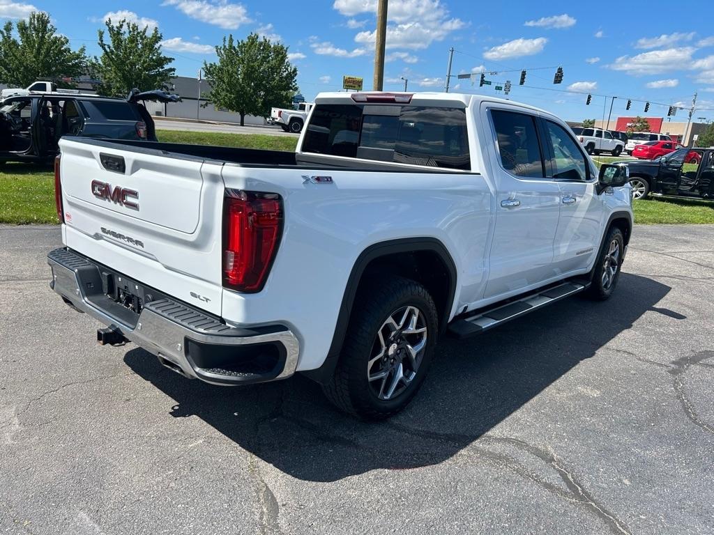GMC Sierra 1500 SLT Crew Cab 4WD 2022
