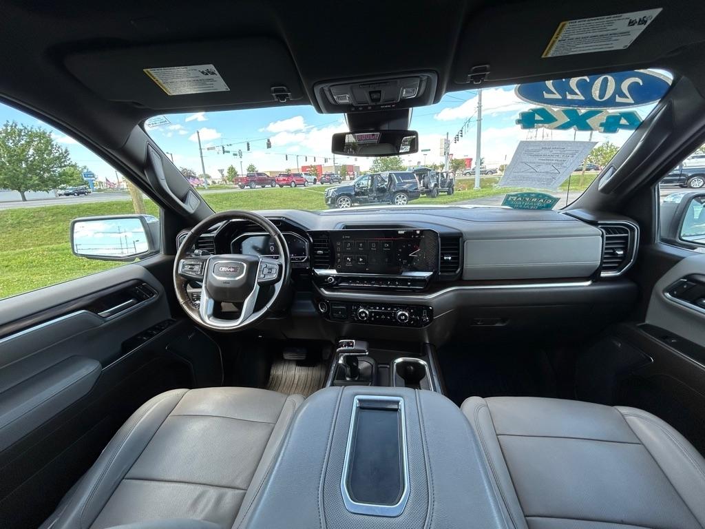 GMC Sierra 1500 SLT Crew Cab 4WD 2022