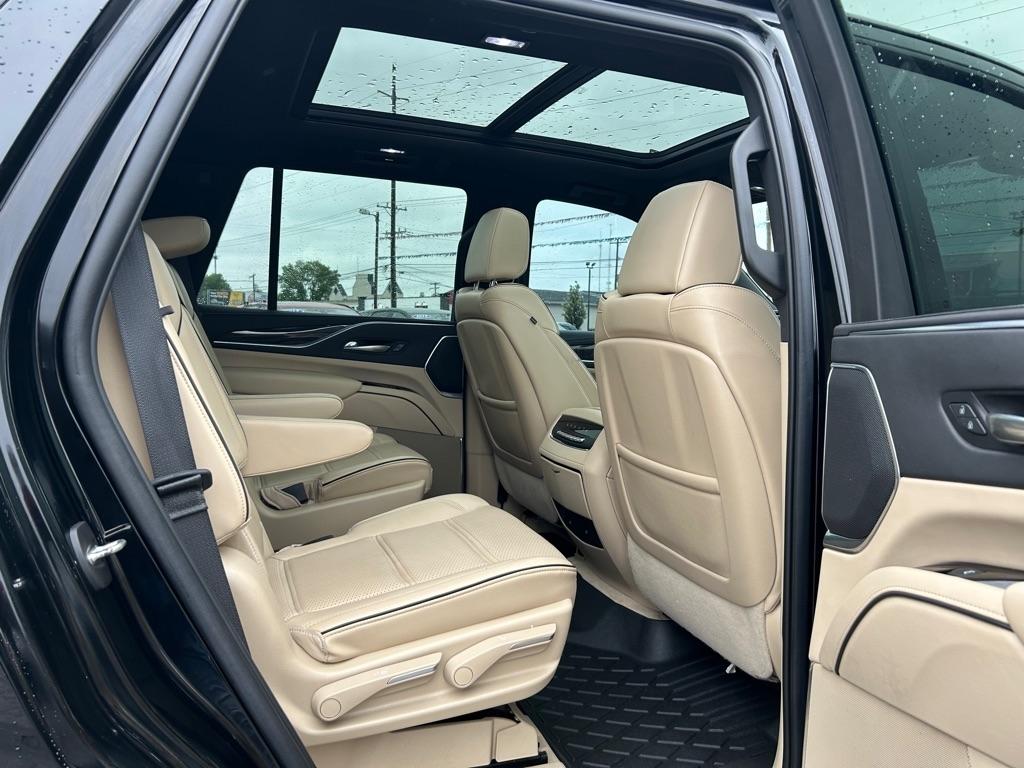 Cadillac Escalade Premium Luxury AWD 2022