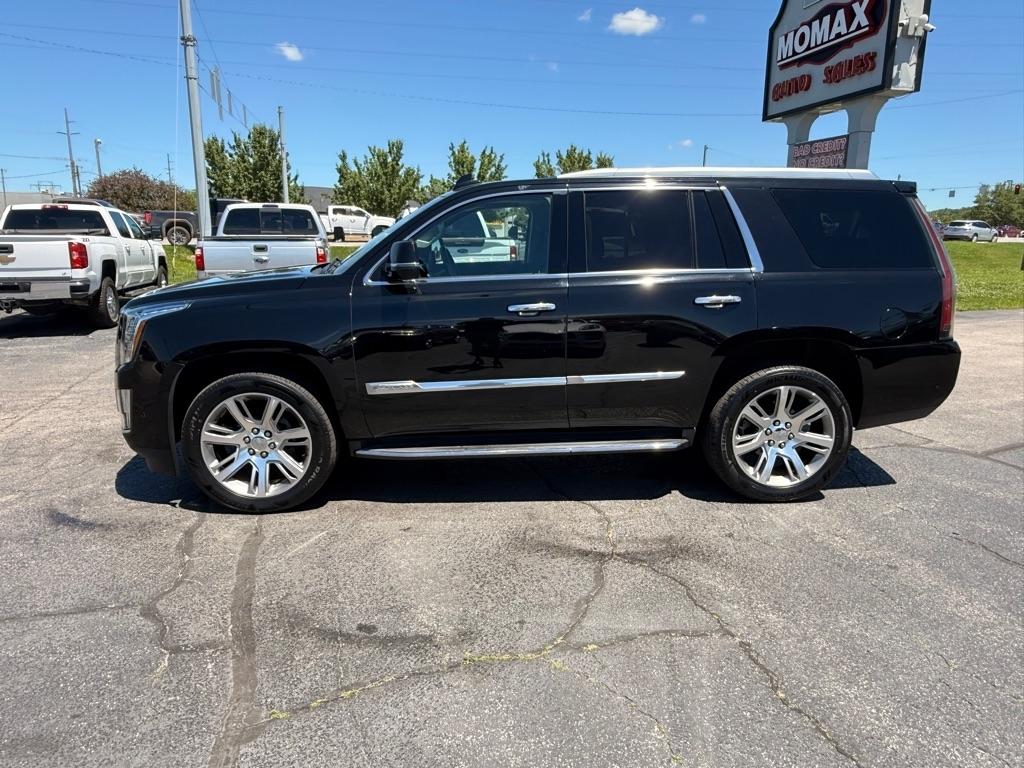 Cadillac Escalade Luxury 4WD 2017