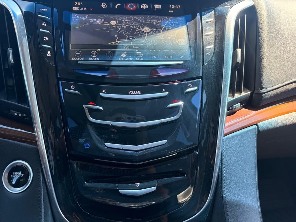 Cadillac Escalade Luxury 4WD 2017