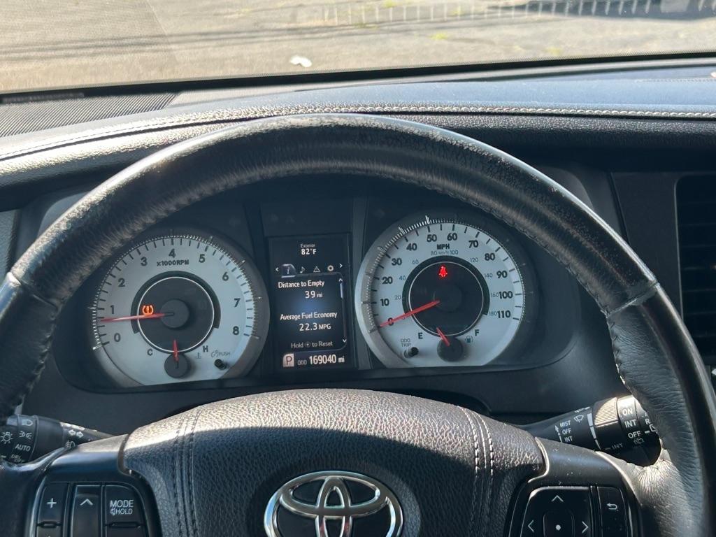 Toyota Sienna SE FWD 8-Passenger FWD V6 2016
