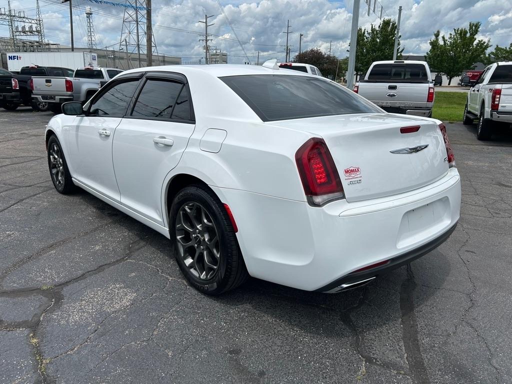 Chrysler 300 S V6 AWD 2015