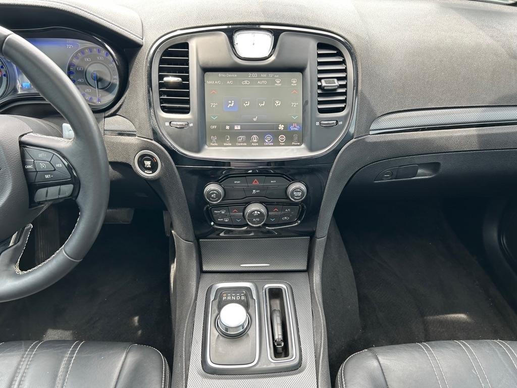 Chrysler 300 S V6 AWD 2015