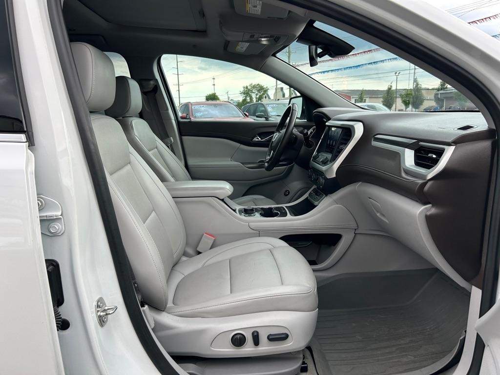 GMC Acadia SLT AWD 2023