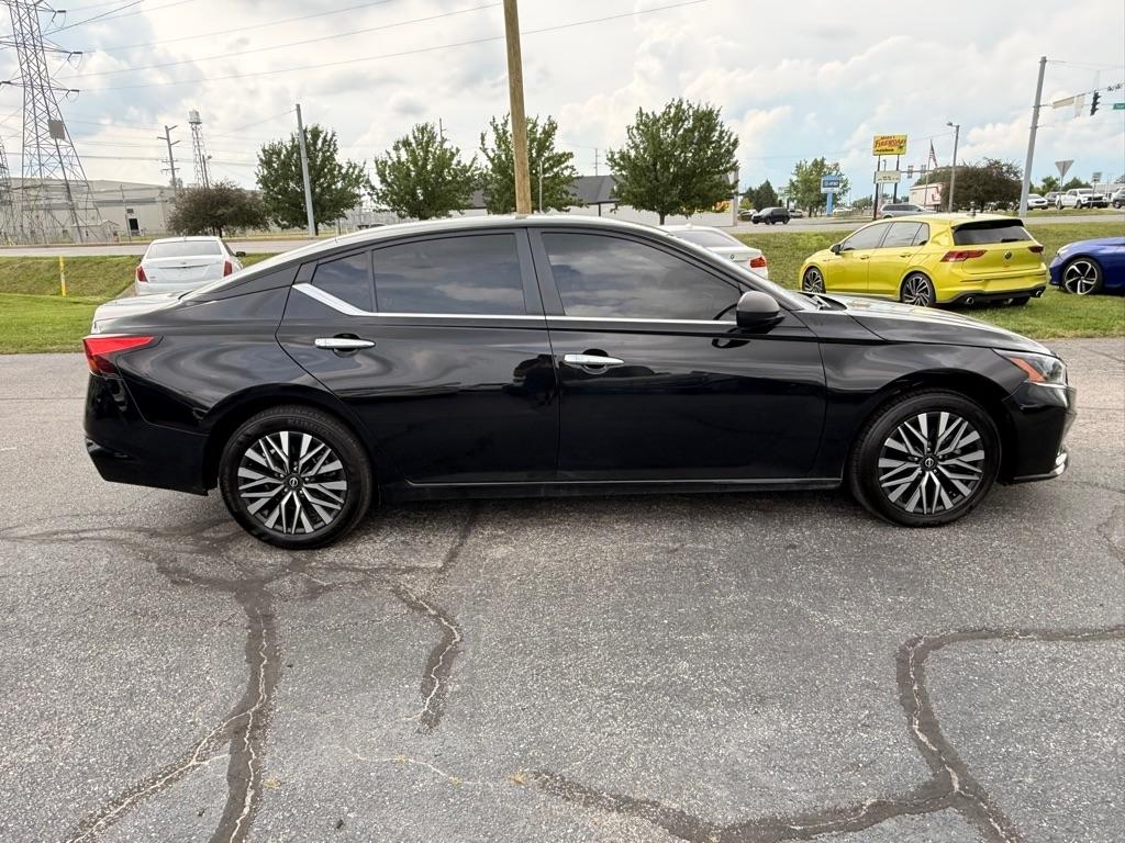 Nissan Altima 2.5 SV 2025