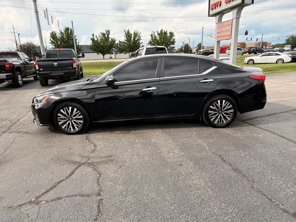 Nissan Altima 2.5 SV 2025