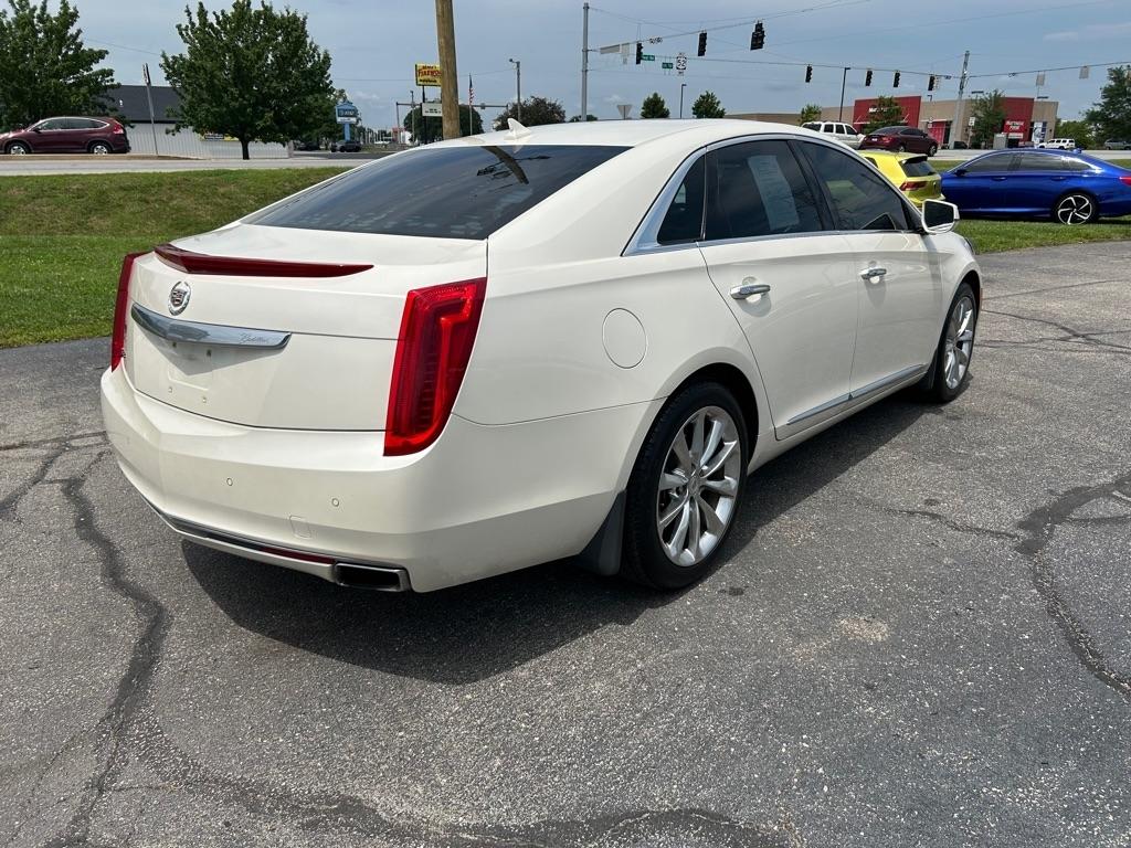Cadillac XTS Luxury FWD 2014