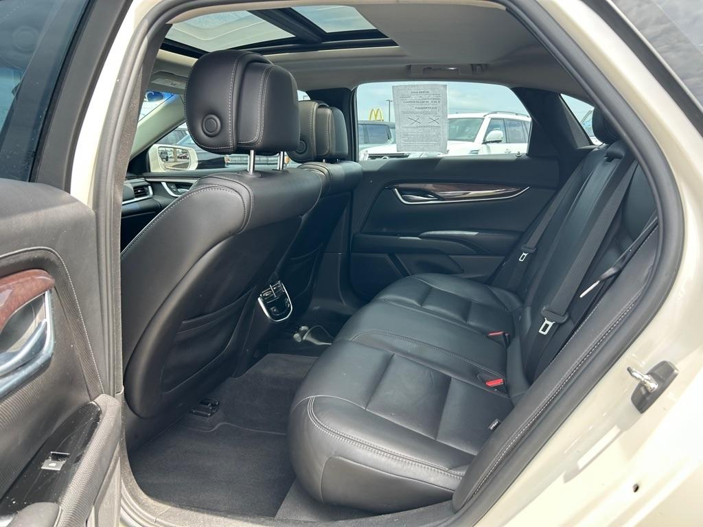 Cadillac XTS Luxury FWD 2014
