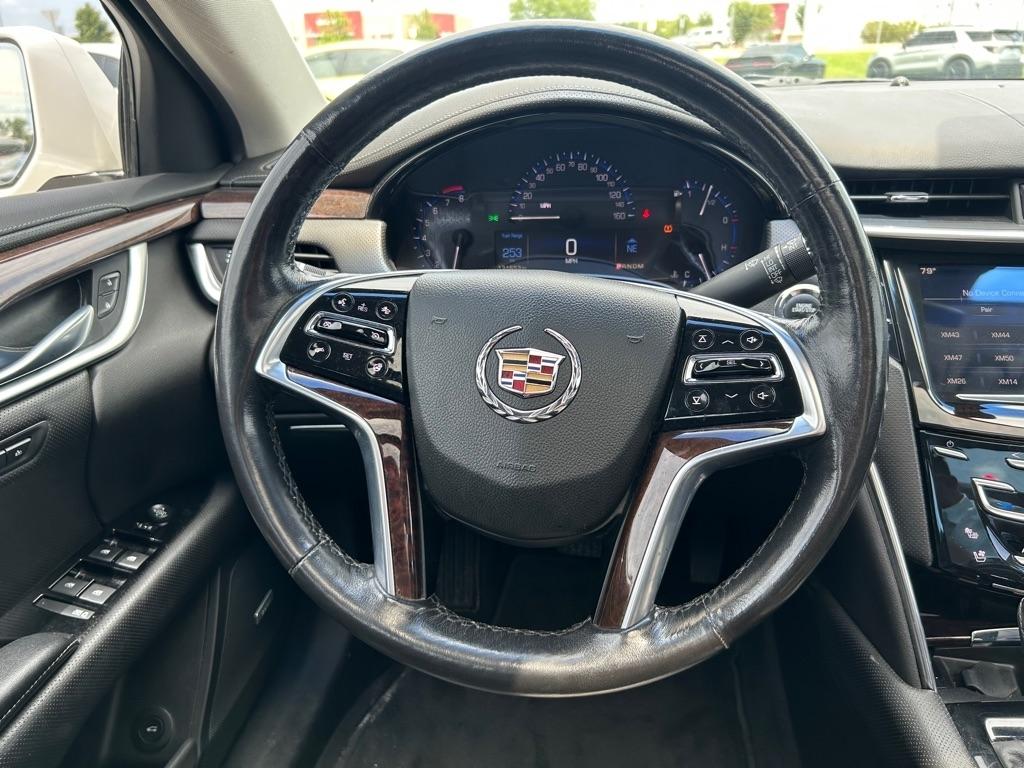 Cadillac XTS Luxury FWD 2014