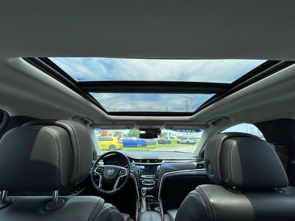 Cadillac XTS Luxury FWD 2014