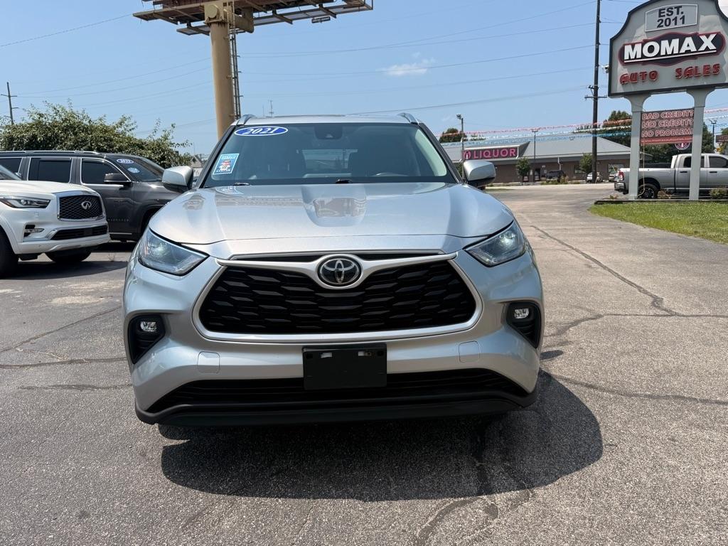 Toyota Highlander XLE AWD V6 2021