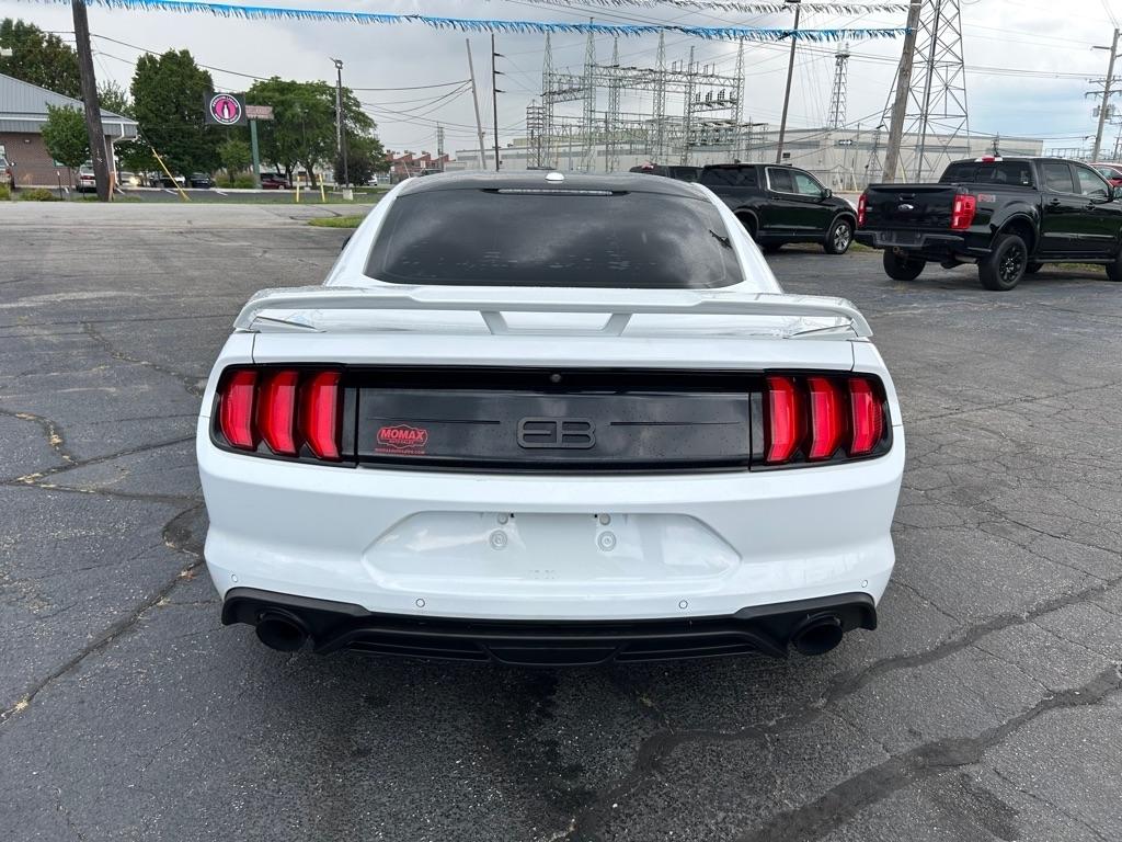 Ford Mustang EcoBoost Coupe 2019