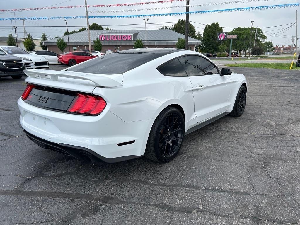 Ford Mustang EcoBoost Coupe 2019