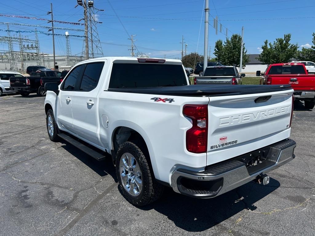 Chevrolet Silverado 1500 Limited LT Crew Cab 4WD 2022
