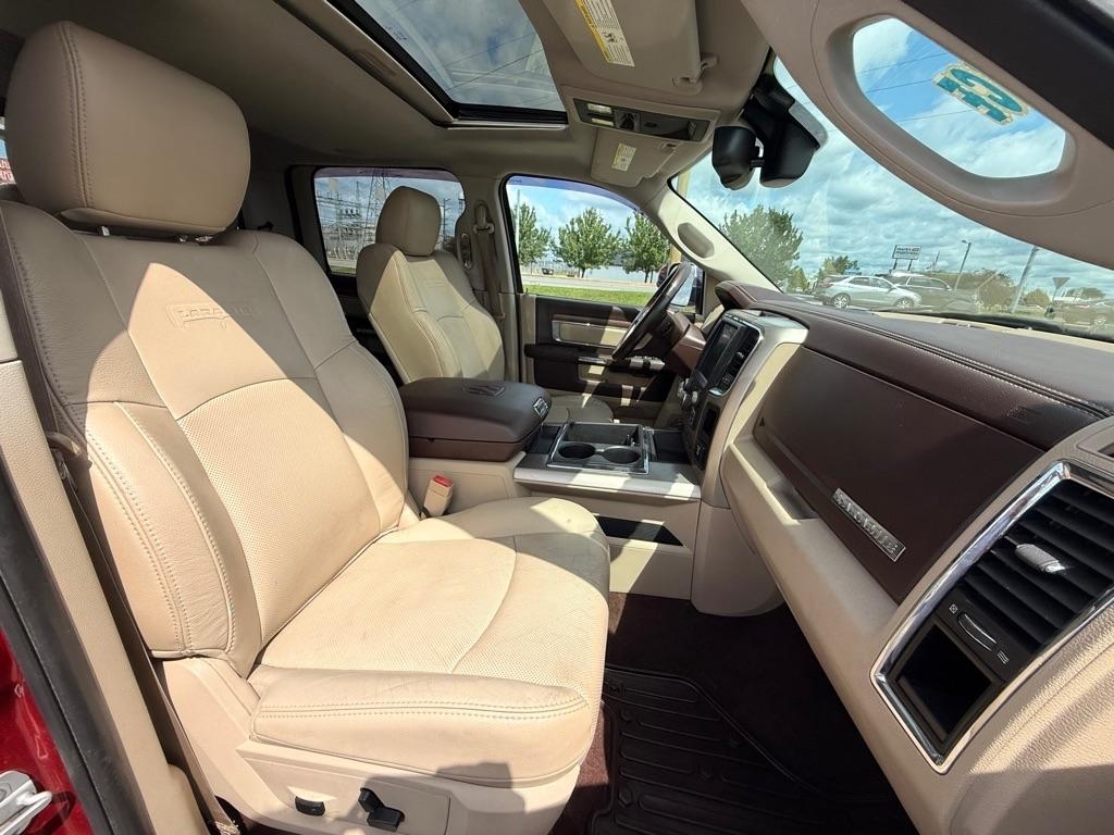 RAM 1500 Laramie Crew Cab LWB 4WD 2015