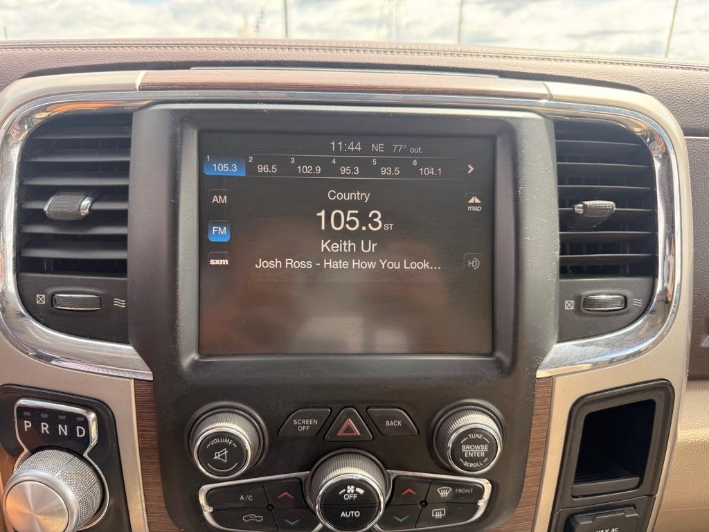 RAM 1500 Laramie Crew Cab LWB 4WD 2015