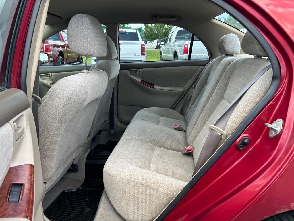 Toyota Corolla CE 2004