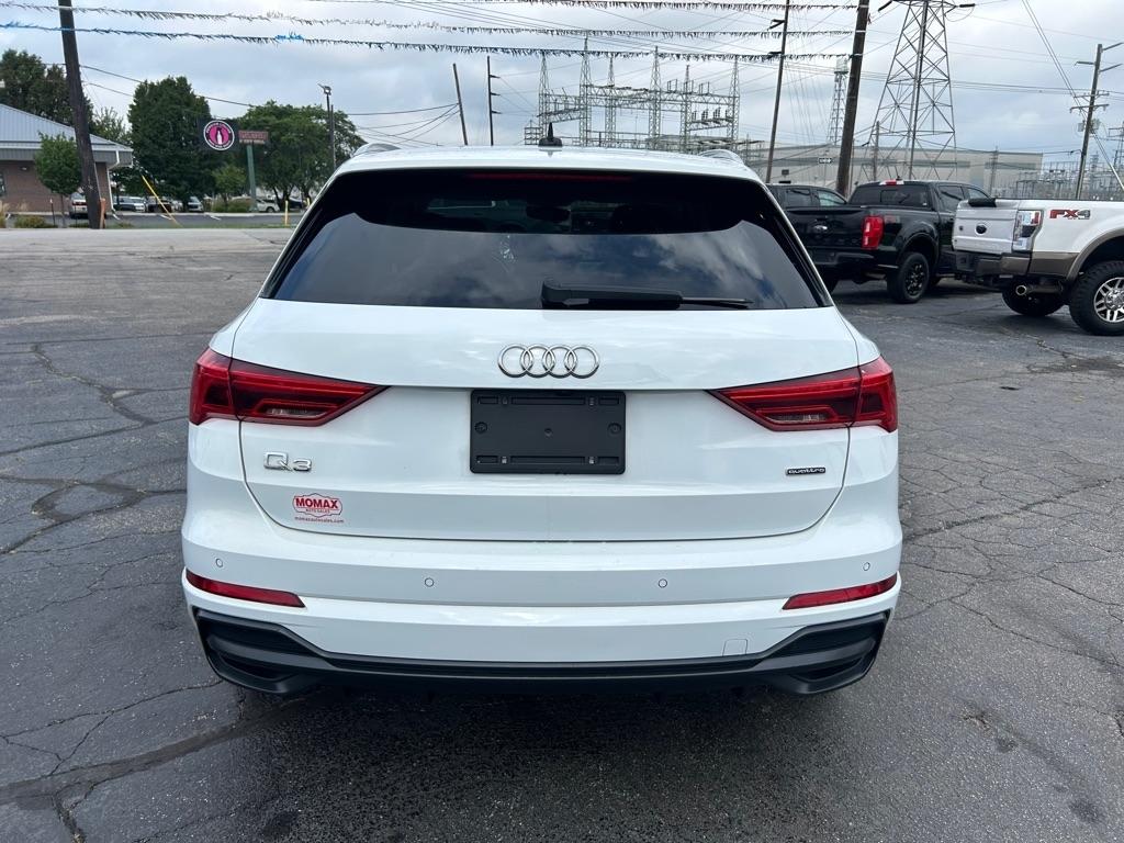 Audi Q3 S line Premium Plus quattro 2022