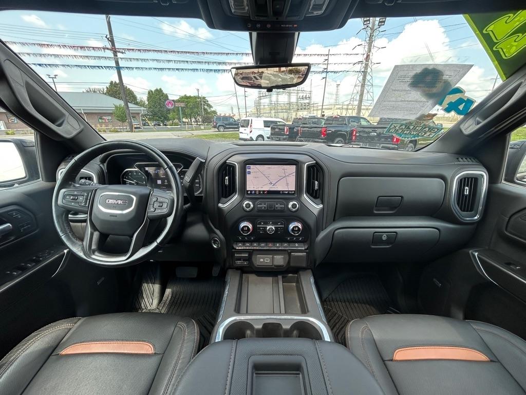 GMC Sierra 1500 AT4 Crew Cab Long Box 4WD 2020