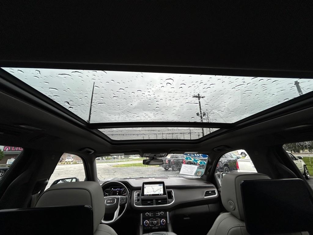 GMC Yukon XL SLT 4WD 2021